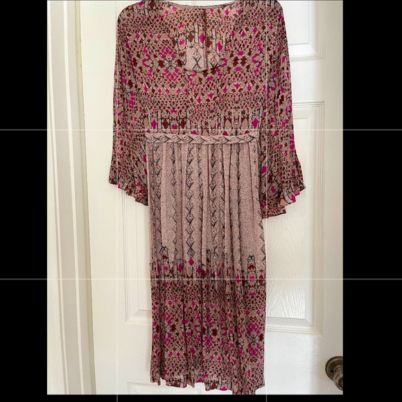 Beautiful dress with a full-length slip - Picture 2 of 6